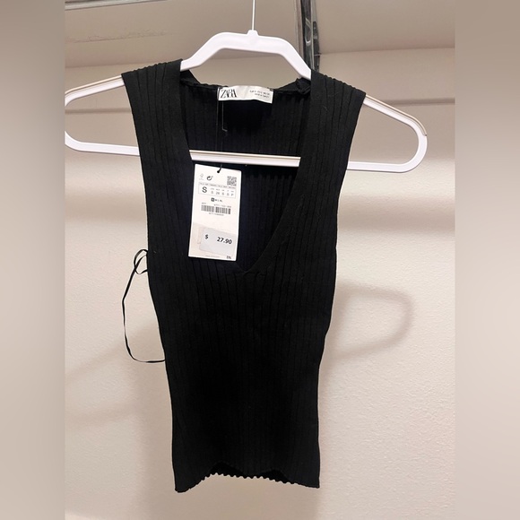 ZARA, KNIT SWEATER TANK - Picture 1 of 1